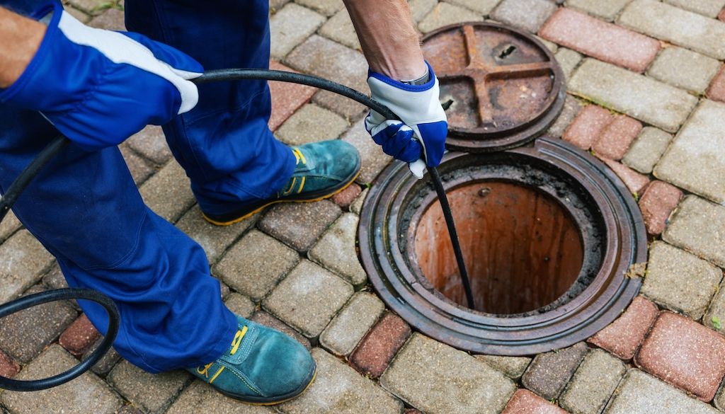 Hydro Jetting in Ocean Breeze